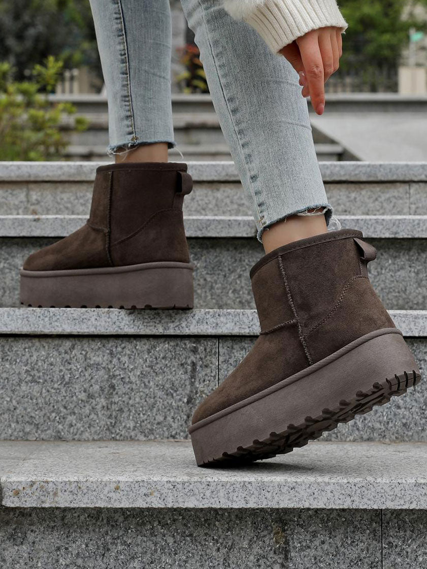 Jovana - Bamsestøvler i ruskindslook med plateausål